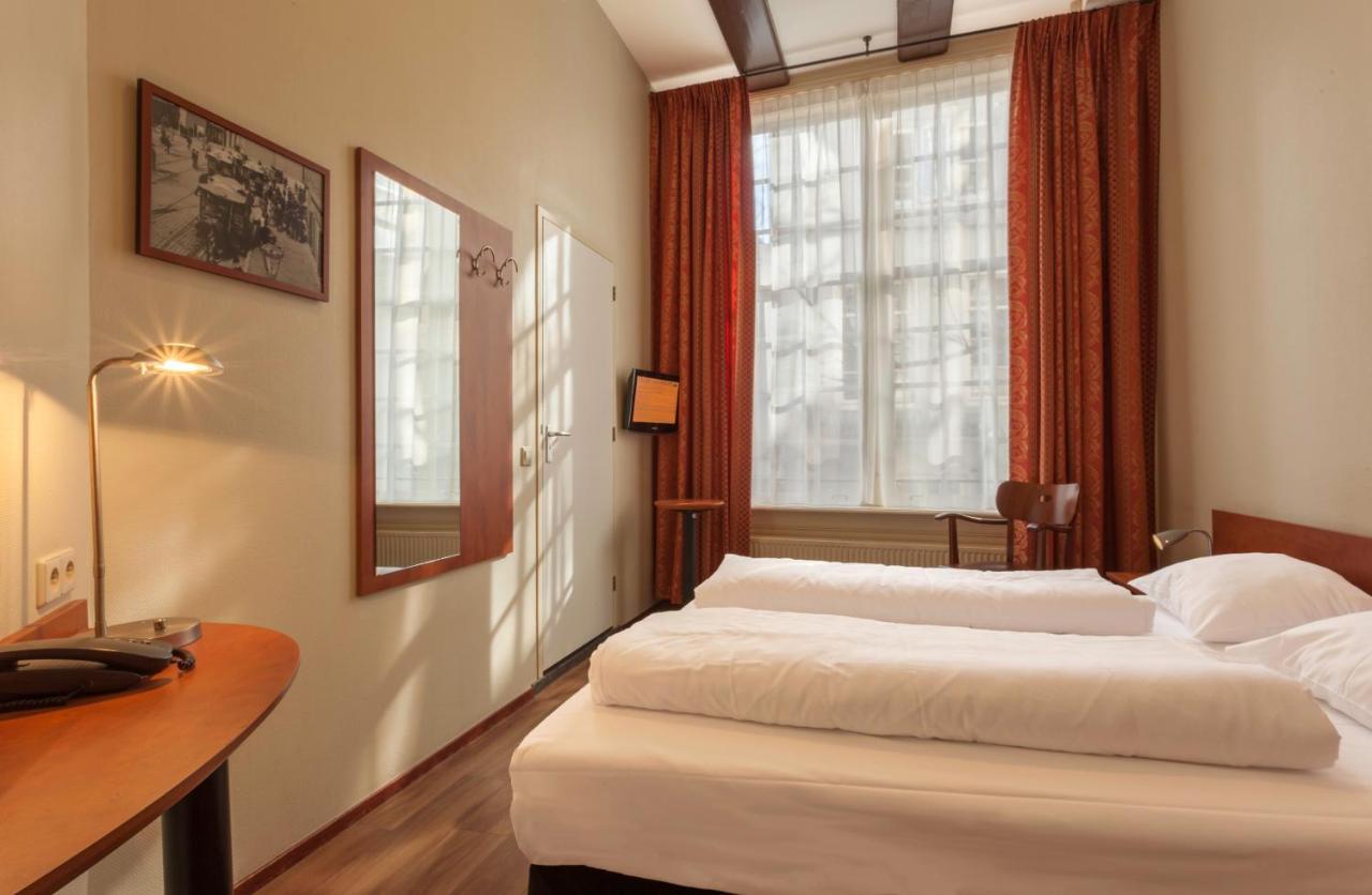 A-Train Hotel Amsterdam Exterior photo